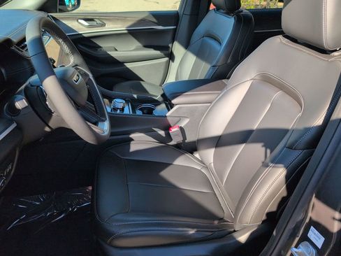 New 2025 Jeep Grand Cherokee L Limited image 9