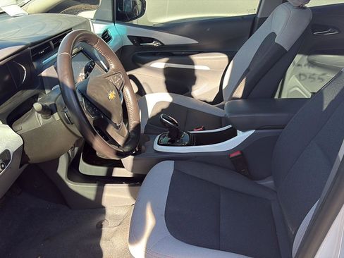 Used 2020 Chevrolet Bolt LT image 10