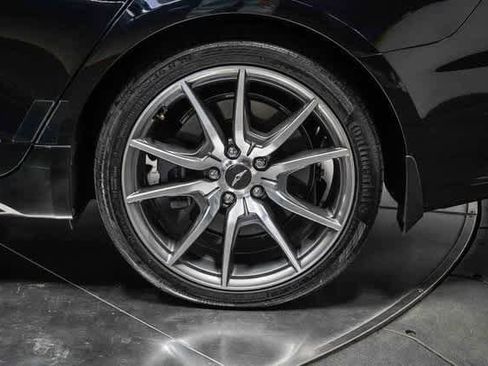 Used 2023 Genesis G70 3.3T image 10