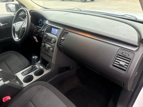 Used 2019 Ford Flex SE FWD image 15