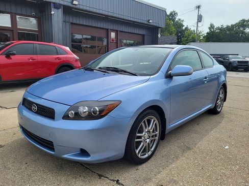 Used 2009 Scion tC FWD image 3