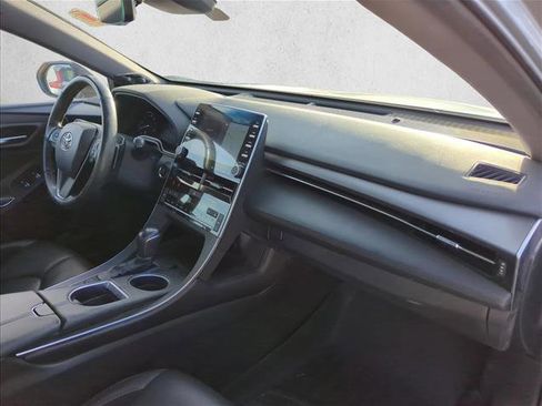 Used 2021 Toyota Avalon Touring image 24