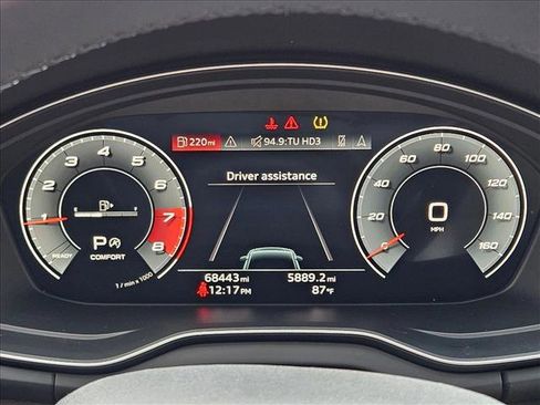 Used 2021 Audi Q5 Premium Plus image 11