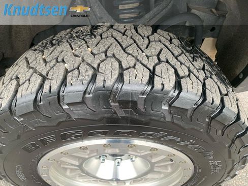 Used 2022 Chevrolet Colorado ZR2 image 10