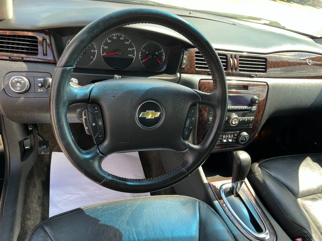 Used 2012 Chevrolet Impala LTZ FWD image 5