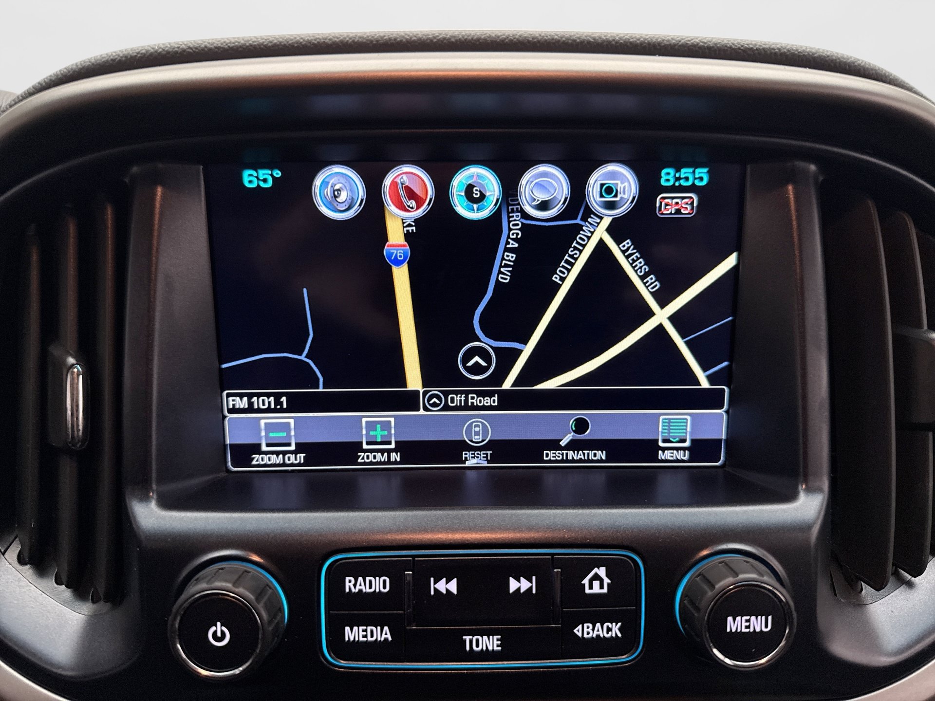 Used 2018 Chevrolet Colorado Z71 AWD/4WD image 15