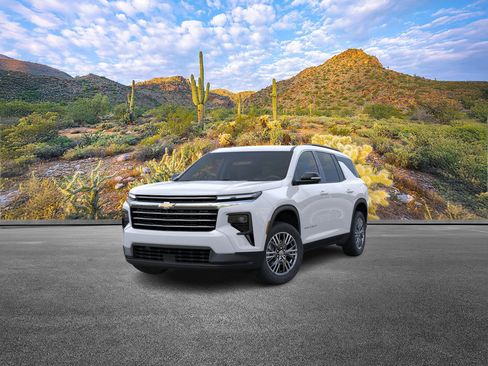 New 2026 Chevrolet Traverse LT w/ LPO, Floor Liner Package image 8