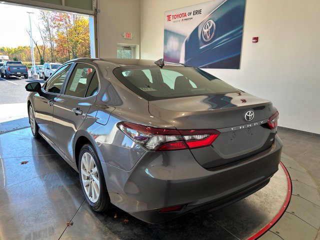 Used 2023 Toyota Camry LE FWD image 5