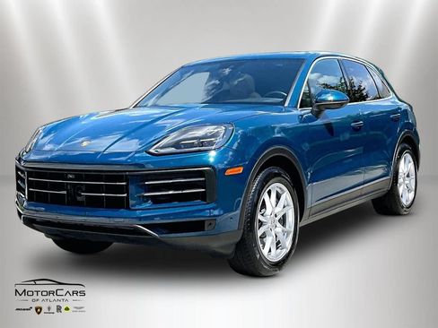 Used 2026 Porsche Cayenne AWD/4WD image 1