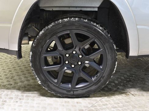 Used 2020 RAM 1500 Laramie image 36