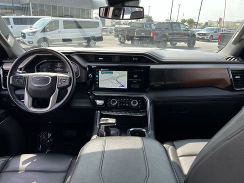 Used 2023 GMC Sierra 1500 Denali AWD/4WD image 23