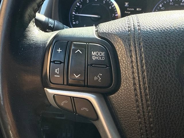 Used 2018 Toyota Highlander XLE AWD/4WD image 20