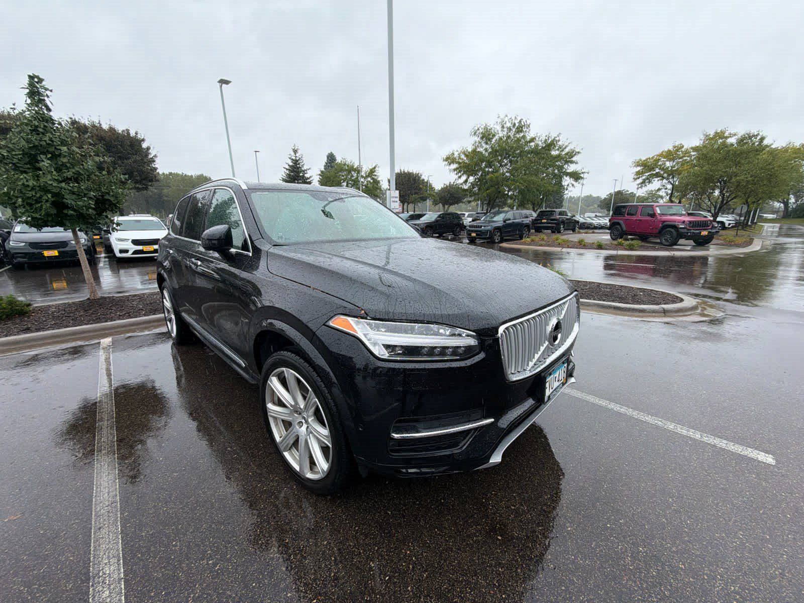 Used 2018 Volvo XC90 T6 Inscription w/ Convenience Package AWD/4WD image 2