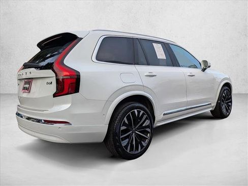 Certified 2025 Volvo XC90 B6 Plus w/ Protection Package Premier image 5