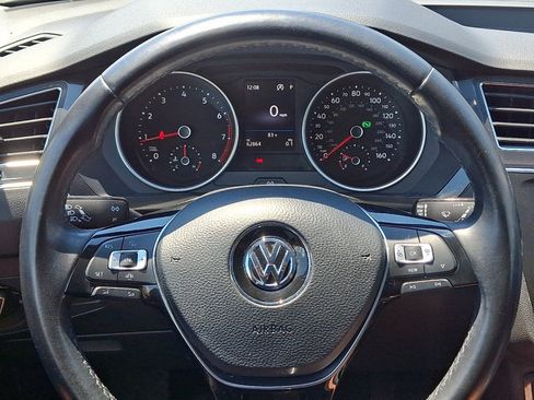 Used 2019 Volkswagen Tiguan SE w/ Panoramic Sunroof Package AWD/4WD image 18