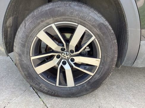 Used 2022 Volkswagen Atlas SE AWD/4WD image 6