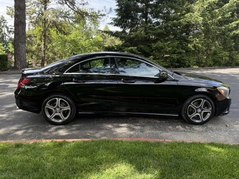 Used 2014 Mercedes-Benz CLA 250 4MATIC image 4