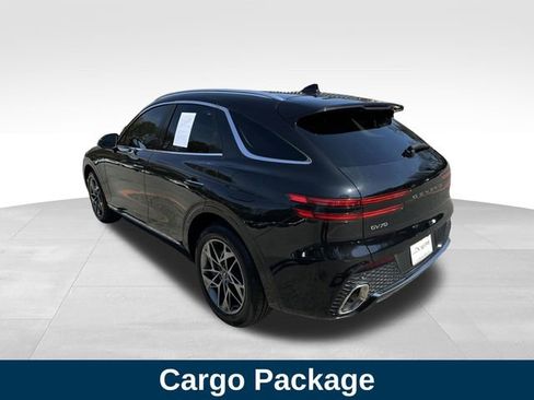 Used 2023 Genesis GV70 2.5T w/ Select Package image 3