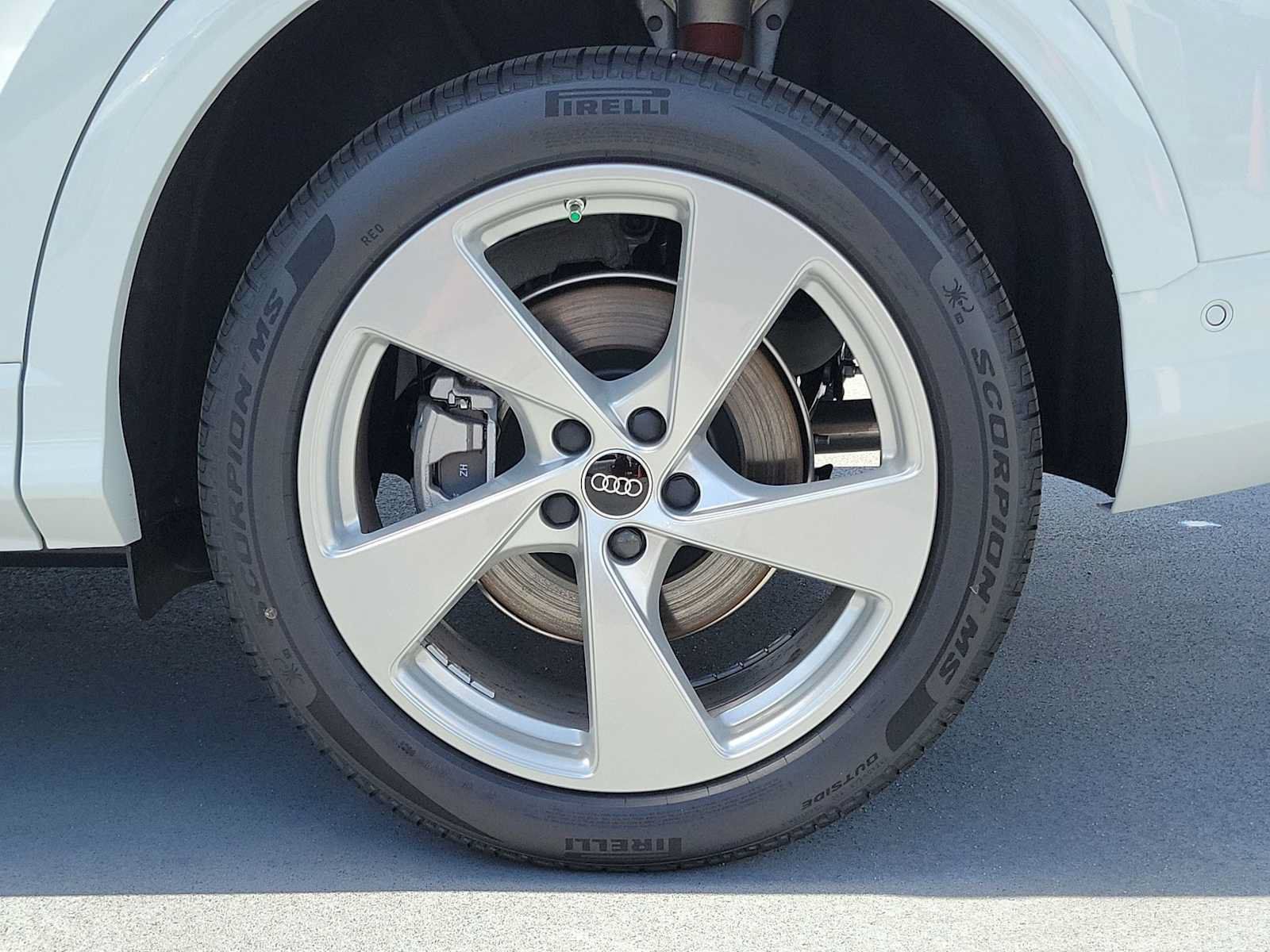 New 2026 Audi Q5 Premium Plus AWD/4WD image 12
