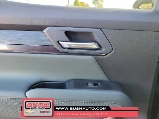New 2027 GMC Terrain AT4 w/ Convenience Package III AWD/4WD image 12