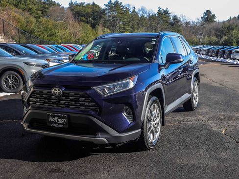 Certified 2019 Toyota RAV4 Limited image 10