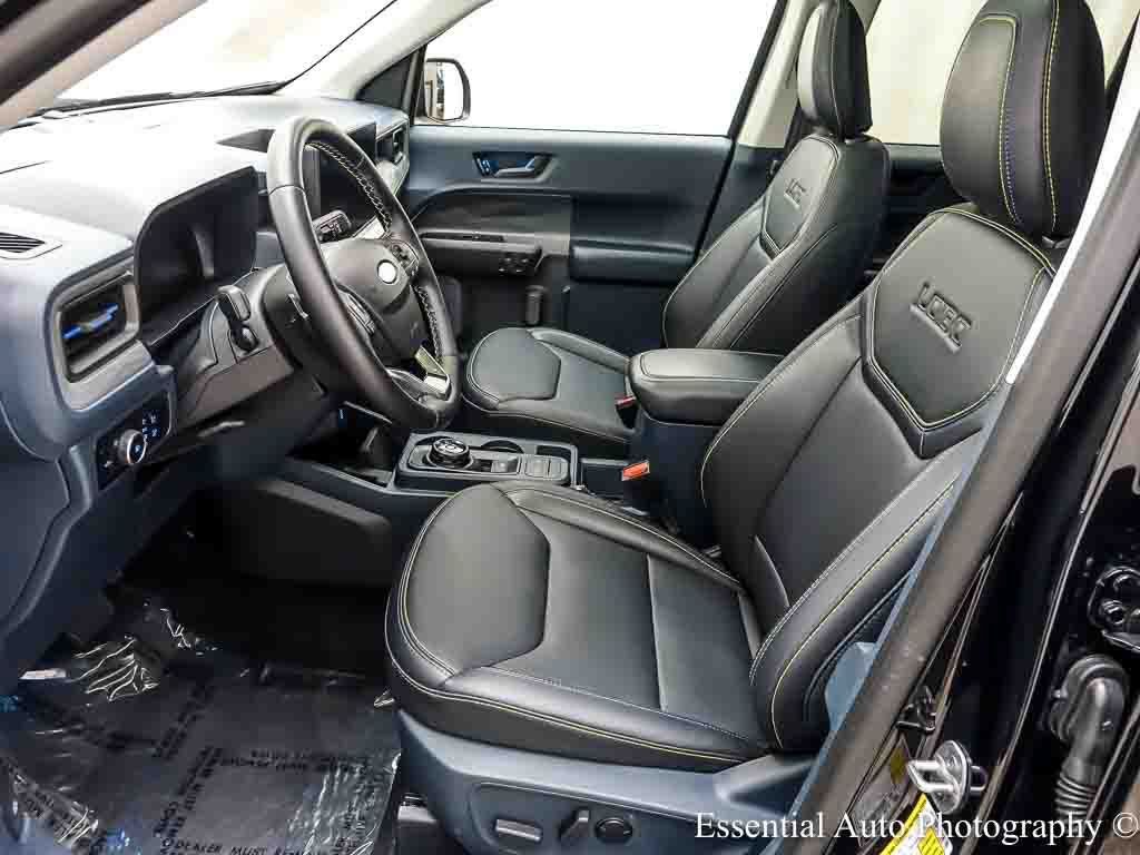 Used 2025 Ford Maverick Lobo AWD/4WD image 9