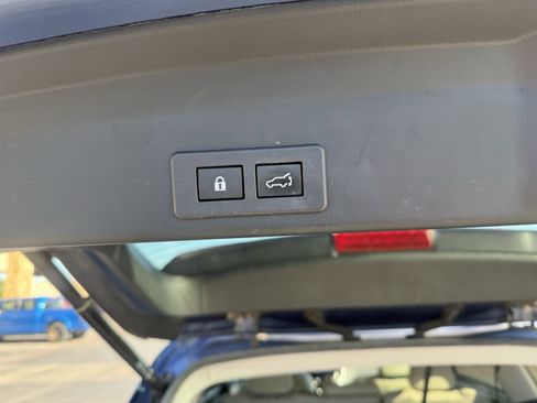 Used 2020 Subaru Ascent Limited w/ Technology Package image 10