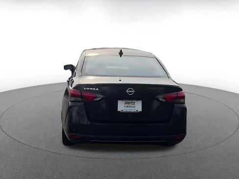 Used 2025 Nissan Versa SV image 12