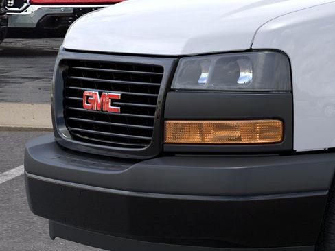 New 2026 GMC Savana 2500 RWD image 15