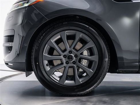 New 2026 Land Rover Range Rover Sport SE image 11