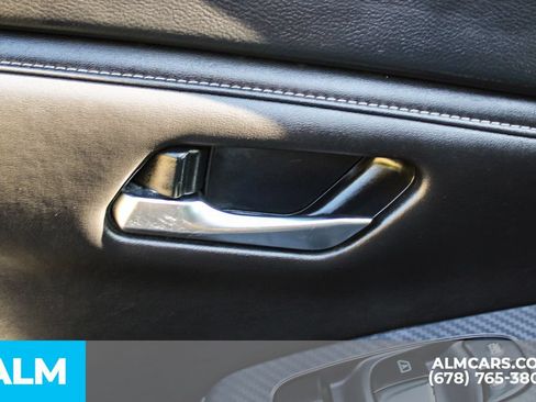 Used 2024 Nissan Sentra SV FWD image 35