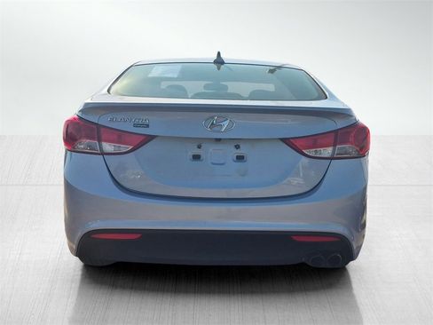Used 2013 Hyundai Elantra SE w/ Technology Pkg image 5
