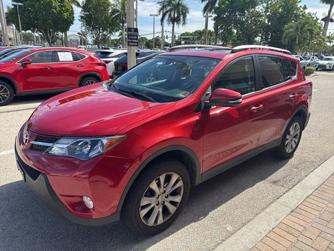 Used 2014 Toyota RAV4 Limited w/ Technology Package FWD image 2