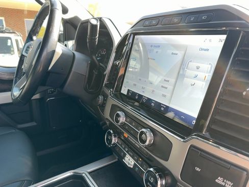 Used 2022 Ford F350 Lariat w/ Lariat Ultimate Package image 23