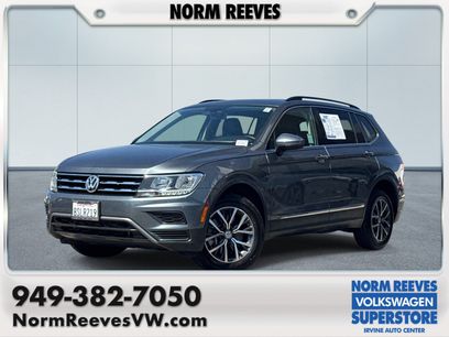 Used 2020 Volkswagen Tiguan SE w/ Panoramic Sunroof Package