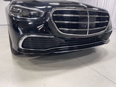 Used 2022 Mercedes-Benz S 500 4MATIC image 11