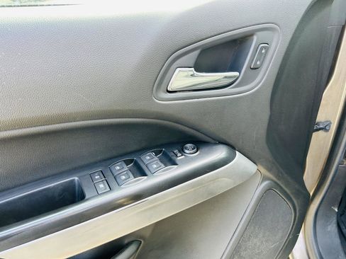 Used 2015 Chevrolet Colorado LT image 6