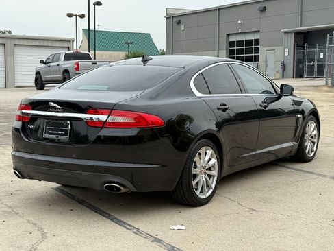 Used 2014 Jaguar XF RWD image 10
