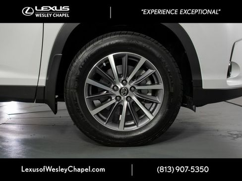 Used 2019 Toyota Highlander XLE image 5