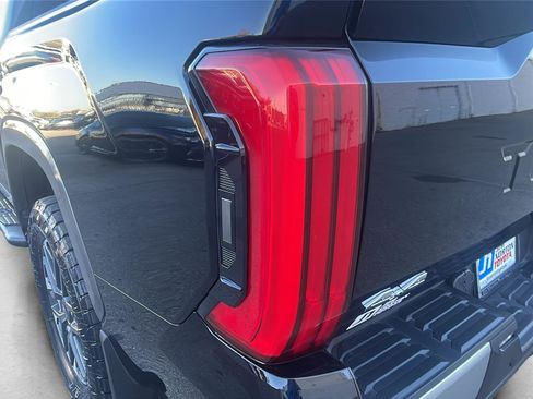 Used 2025 Toyota Tundra Limited image 11