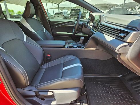 Used 2026 Toyota Camry SE w/ Convenience Package image 20