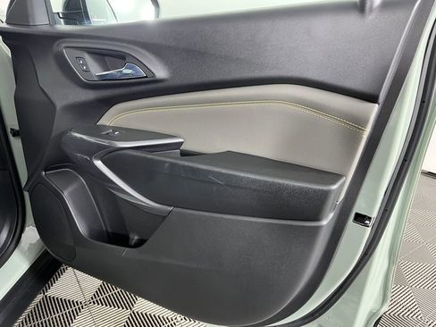 Used 2025 Chevrolet Trax ACTIV w/ Driver Confidence Package image 16