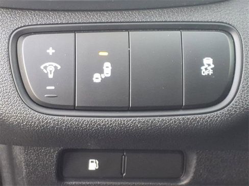 Used 2019 Kia Sorento LX w/ LX Convenience Package image 24