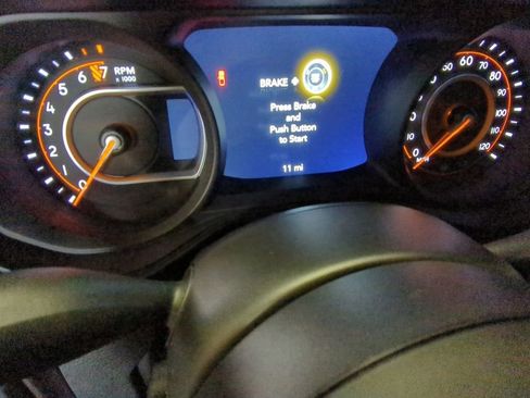 New 2026 Jeep Gladiator Sport image 15