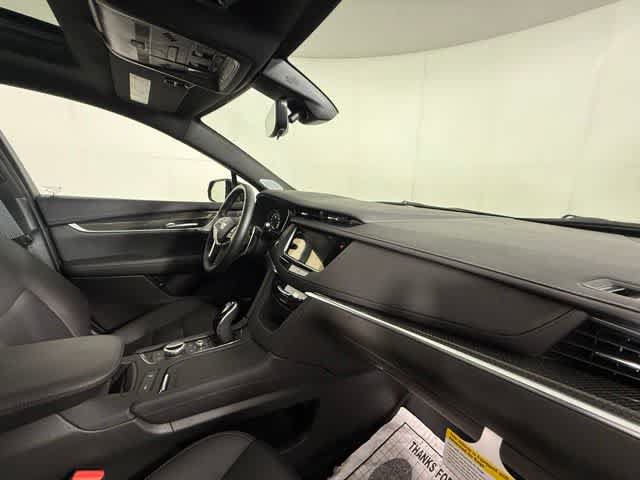 Used 2026 Cadillac XT5 Sportv w/ LPO, Floor Liner Package AWD/4WD image 32