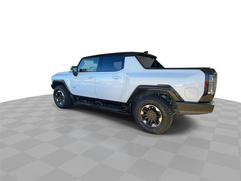 Certified 2024 GMC Hummer EV 3X w/ Extreme Off-Road Package image 6