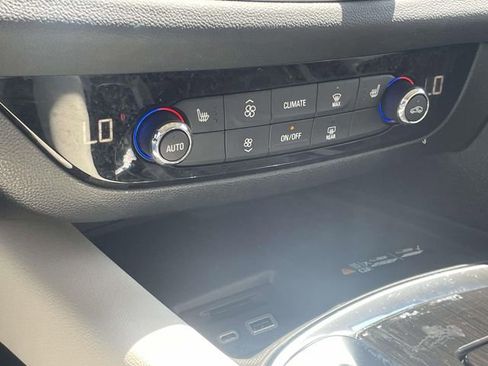 Used 2023 Buick Enclave Essence w/ Experience Buick Package AWD/4WD image 20