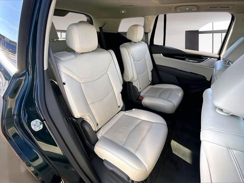Certified 2025 Cadillac XT6 Premium Luxury image 27