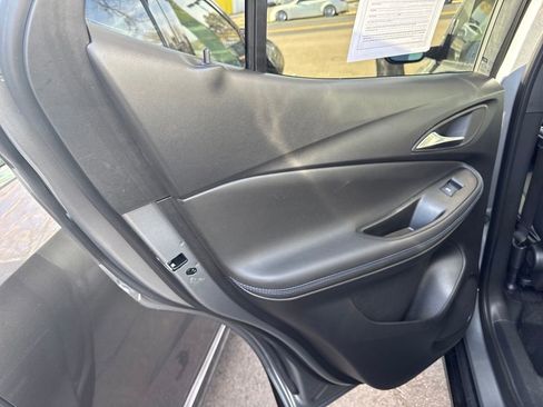 Used 2025 Buick Encore GX Sport Touring image 26