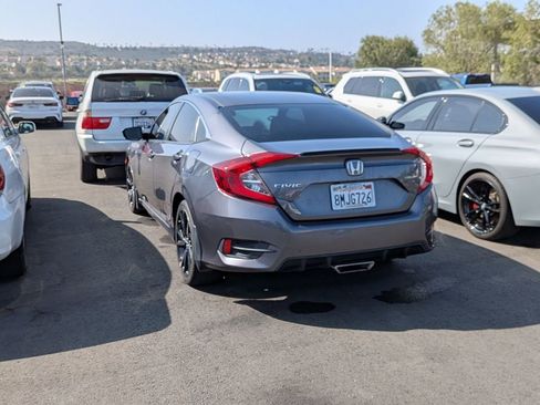 Used 2019 Honda Civic Sport image 4